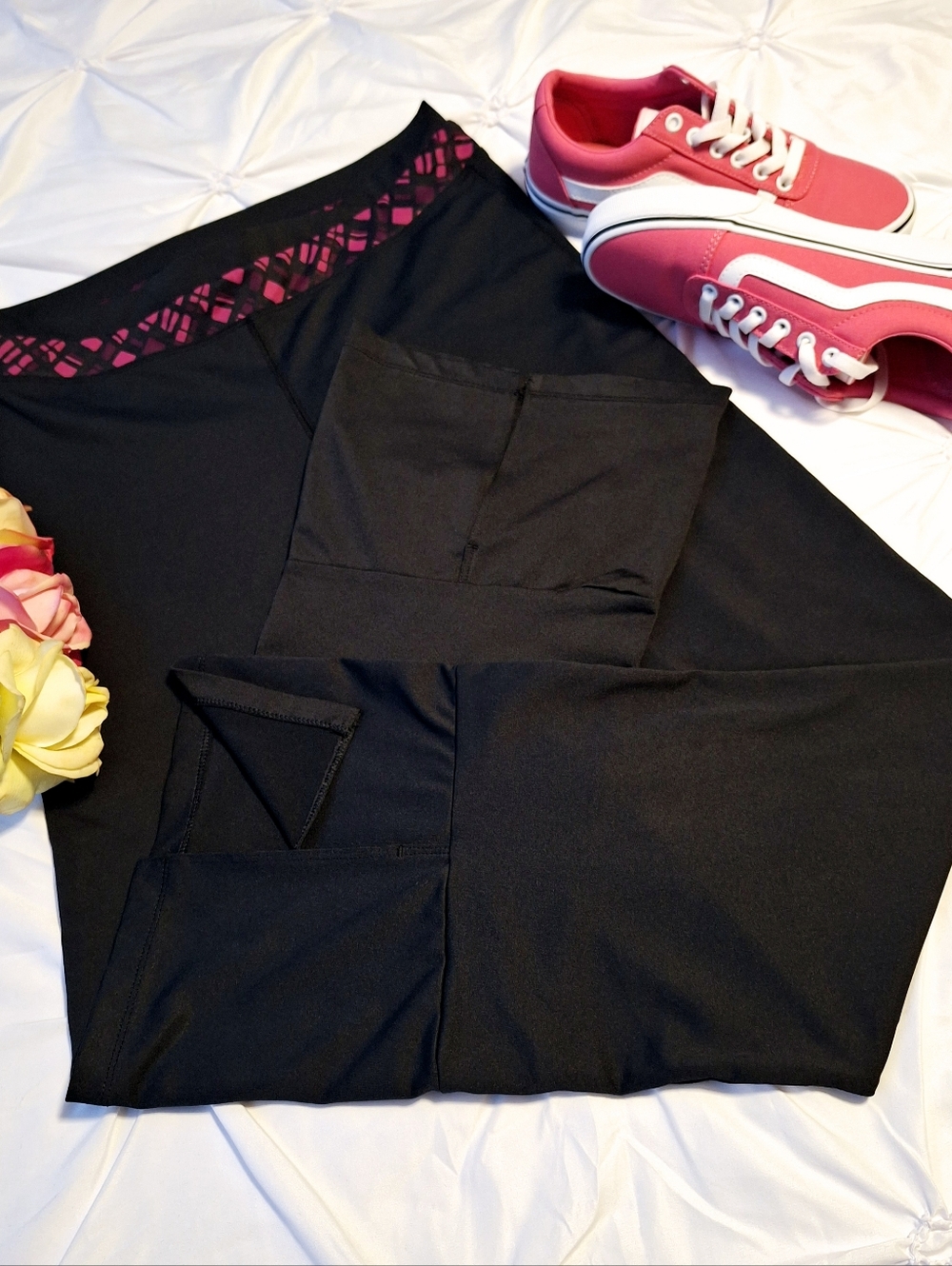 CHAMPION BLACK PANTS WITH PINK DESIGN WAIST
